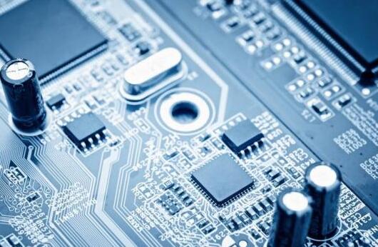 台媒：<span style='color:red'>半导体产业</span>关键人才为何心甘情愿赴陆就业？